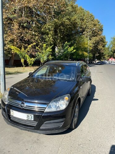 Opel Astra 2006, 255,000 km - 1.6 l - Mingəçevir