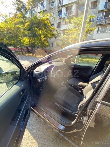 Opel Astra 2006, 255,000 km - 1.6 l - Mingəçevir