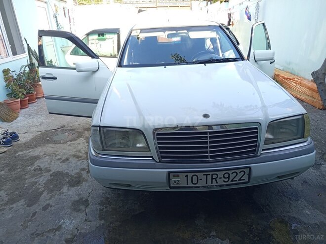Mercedes C 250 1995, 880,000 km - 2.5 л - Beyləqan