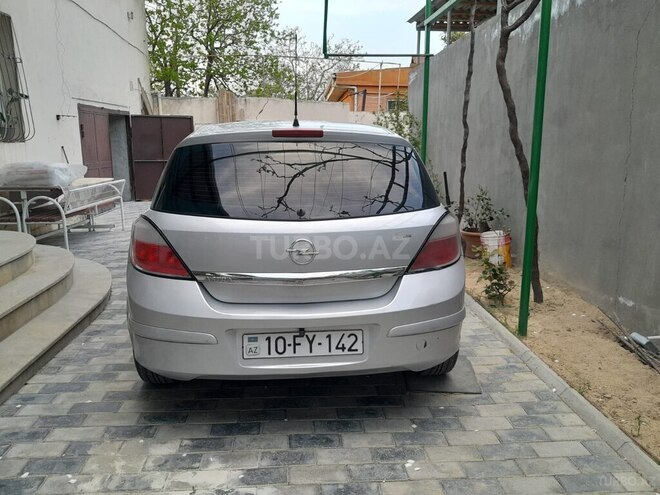 Opel Astra 2004, 348,000 km - 1.4 l - Bakı