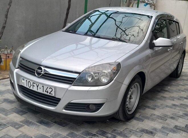 Opel Astra 2004, 348,000 km - 1.4 l - Bakı