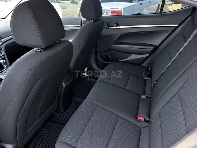 Hyundai Elantra 2019, 210,000 km - 2.0 l - Zaqatala