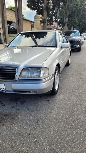 Mercedes C 200 1995, 320,000 km - 2.0 l - Xaçmaz