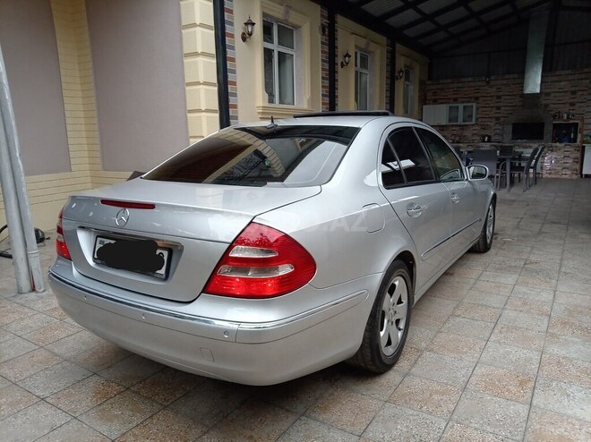 Mercedes E 320 2002, 290,000 km - 3.2 l - Bakı