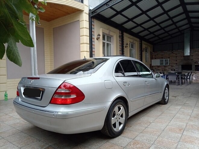 Mercedes E 320 2002, 290,000 km - 3.2 l - Bakı