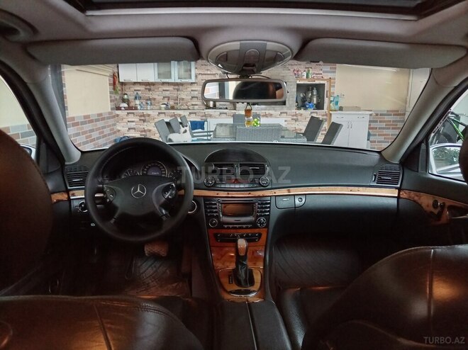 Mercedes E 320 2002, 290,000 km - 3.2 l - Bakı
