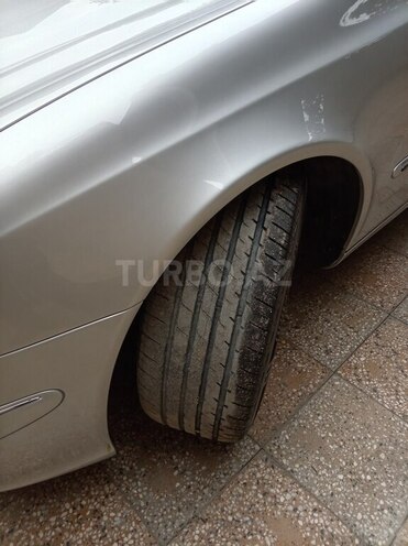 Mercedes E 320 2002, 290,000 km - 3.2 l - Bakı
