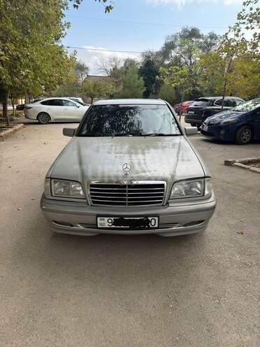 Mercedes C 200 2000, 303,560 km - 2.0 l - Sumqayıt