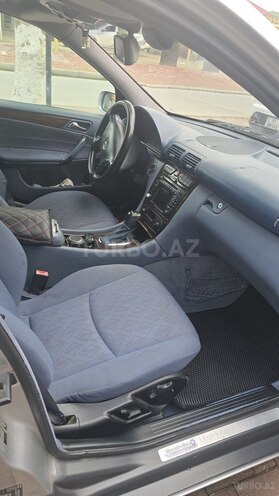 Mercedes C 240 2001, 557,000 km - 2.6 л - Bakı