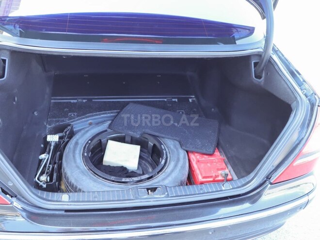 Mercedes E 240 2005, 274,000 km - 2.6 л - Zərdab