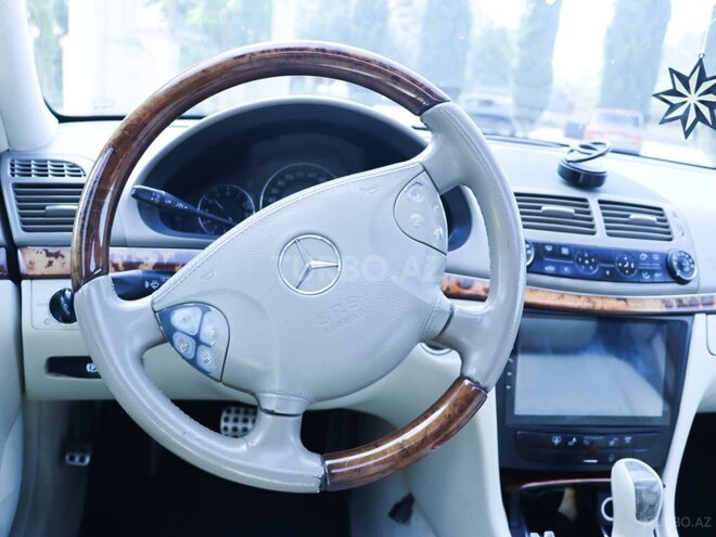 Mercedes E 240 2005, 274,000 km - 2.6 л - Zərdab