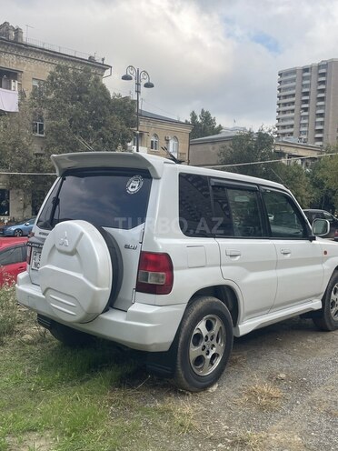 Mitsubishi Pajero io 2000, 186,000 km - 1.8 l - Bakı