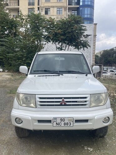 Mitsubishi Pajero io 2000, 186,000 km - 1.8 l - Bakı