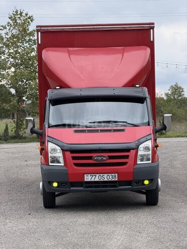 Ford Transit 2011, 326,000 km - 2.4 l - Qusar