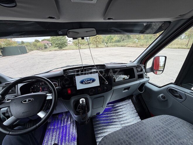 Ford Transit 2011, 326,000 km - 2.4 l - Qusar