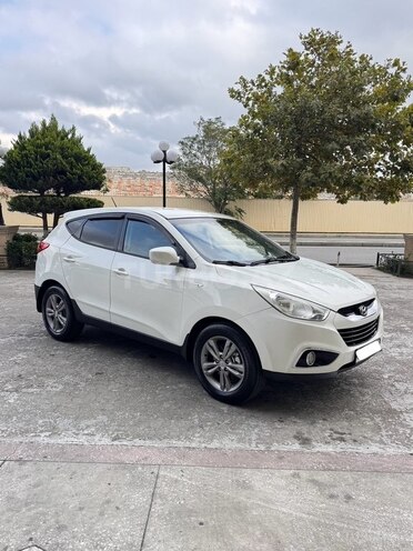 Hyundai ix35 2011, 236,000 km - 2.4 l - Bakı