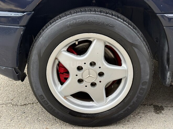 Mercedes C 180 1996, 270,000 km - 1.8 l - Bakı