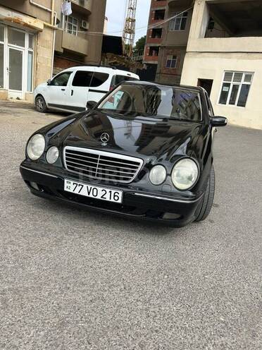 Mercedes E 240 2001, 450,000 km - 2.4 l - Bakı