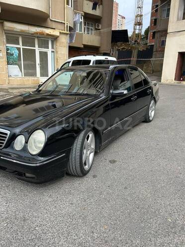 Mercedes E 240 2001, 450,000 km - 2.4 l - Bakı
