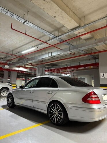Mercedes E 240 2002, 420,540 km - 2.6 л - Bakı