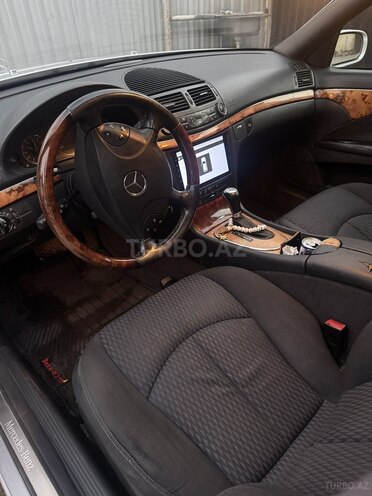 Mercedes E 240 2002, 420,540 km - 2.6 л - Bakı