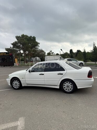 Mercedes C 180 1995, 615,344 km - 1.8 л - Bakı