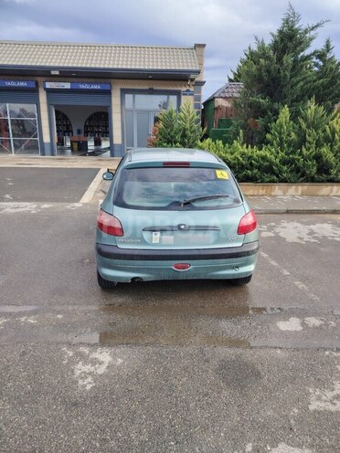Peugeot 206 2002, 358,133 km - 1.4 l - Bakı