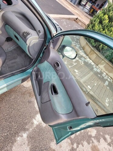 Peugeot 206 2002, 358,133 km - 1.4 l - Bakı
