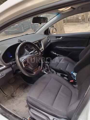 Hyundai Accent 2018, 151,278 km - 1.6 л - Bakı