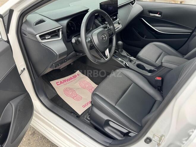 Toyota Corolla 2025, 8,900 km - 1.8 l - Bakı