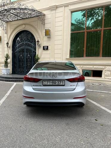 Hyundai Avante 2016, 263,125 km - 1.6 l - Bakı