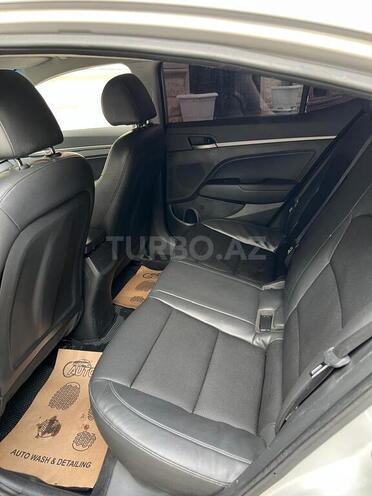 Hyundai Avante 2016, 263,125 km - 1.6 l - Bakı