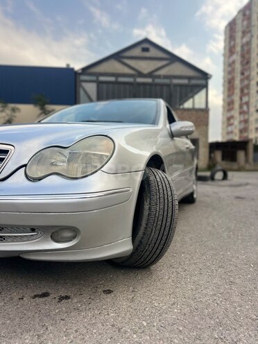 Mercedes C 220 2001, 543,000 km - 2.1 l - Bakı