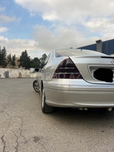 Mercedes C 220 2001, 543,000 km - 2.1 l - Bakı