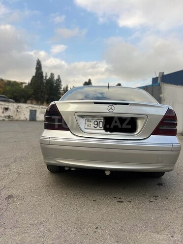 Mercedes C 220 2001, 543,000 km - 2.1 l - Bakı