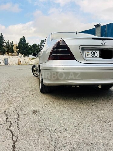 Mercedes C 220 2001, 543,000 km - 2.1 l - Bakı