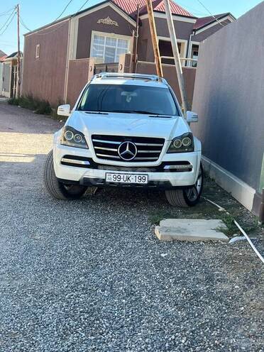 Mercedes GL 450 4MATIC 2007, 260,000 km - 4.7 l - Bakı