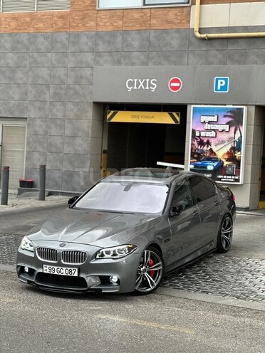 BMW 528 2012, 300,000 km - 2.0 l - Bakı