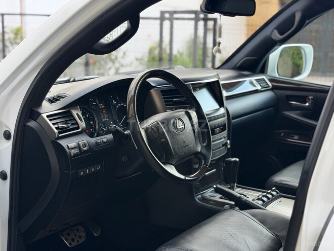 Lexus LX 570 2014, 229,000 km - 5.7 л - Bakı