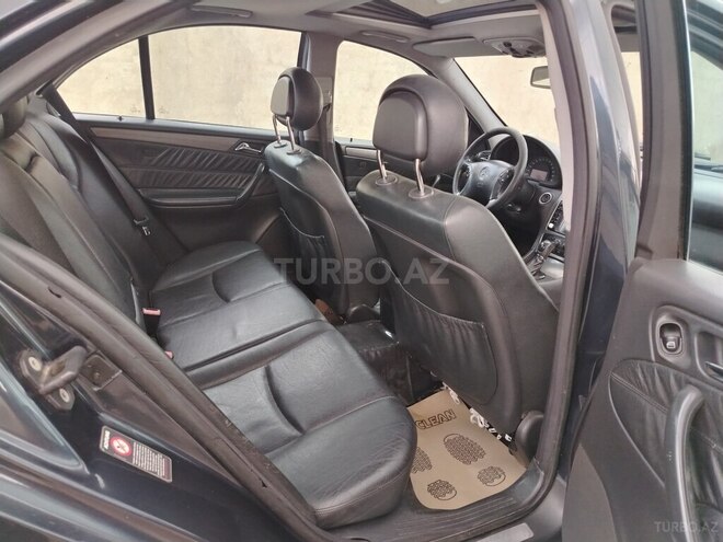 Mercedes C 240 2000, 250,000 km - 2.6 l - Bakı