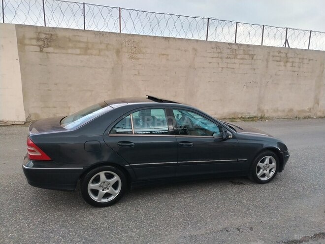 Mercedes C 240 2000, 250,000 km - 2.6 l - Bakı