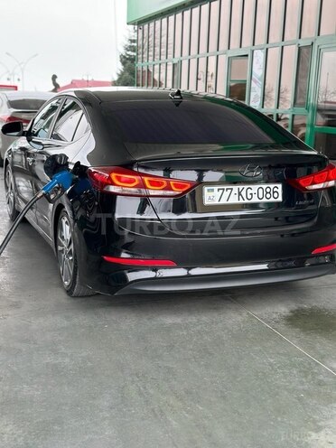Hyundai Elantra 2016, 268,000 km - 2.0 l - Qəbələ