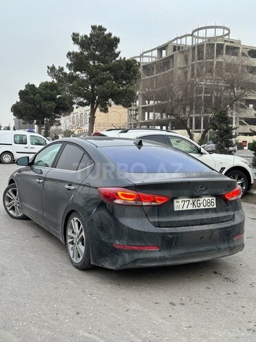 Hyundai Elantra 2016, 268,000 km - 2.0 l - Qəbələ