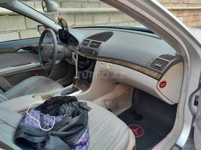 Mercedes E 270 2002, 211,000 km - 2.7 l - Bakı