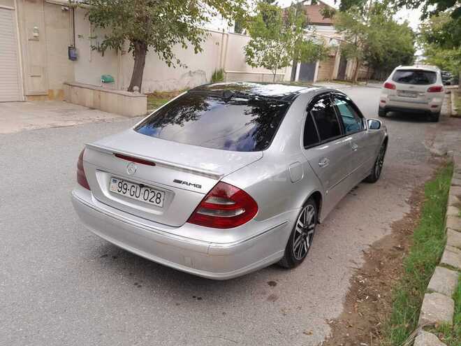 Mercedes E 270 2002, 211,000 km - 2.7 l - Bakı