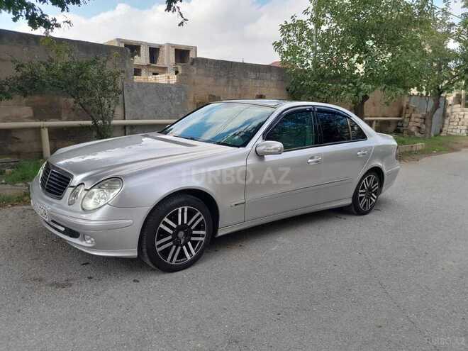Mercedes E 270 2002, 211,000 km - 2.7 l - Bakı