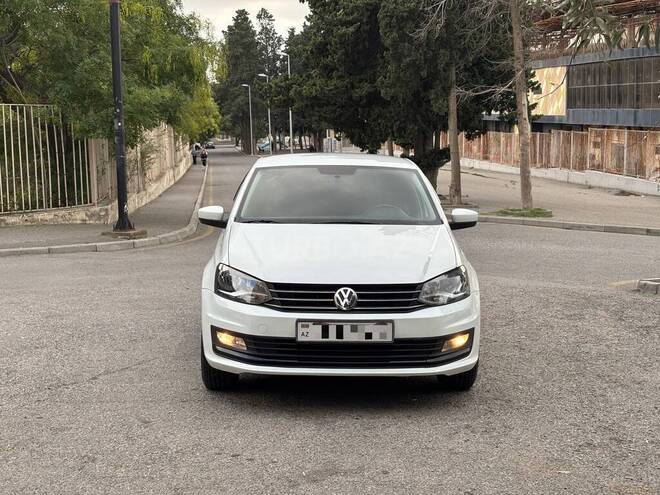 Volkswagen Polo 2018, 141,300 km - 1.6 л - Bakı