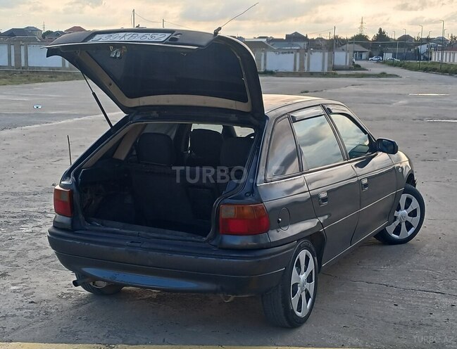 Opel Astra 1997, 296,000 km - 1.6 л - Bakı