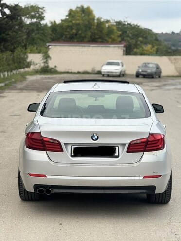 BMW 528 2013, 380,000 km - 2.0 l - Quba