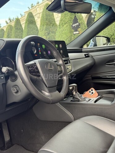 Lexus ES 300h 2023, 57,000 km - 2.5 l - Gəncə